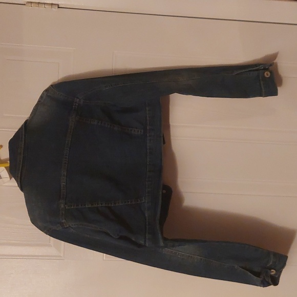 Crop jean jacket - Picture 2 of 2